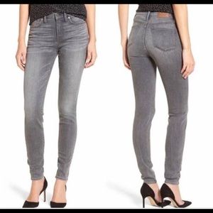 Madewell 9” High Rise skinny Jean Shaw Wash Grey
